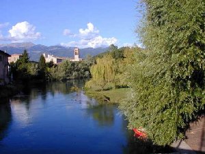 Fiume Velino presso LungoVelino Caffe'